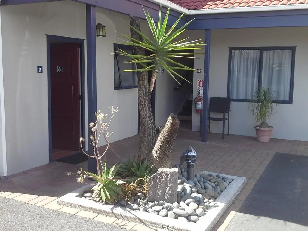 Palm Court Motel