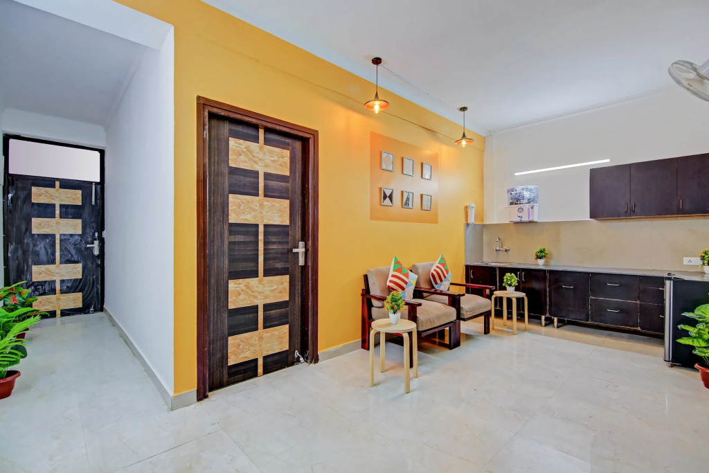 OYO Townhouse Saket Residency 1 Delhi
