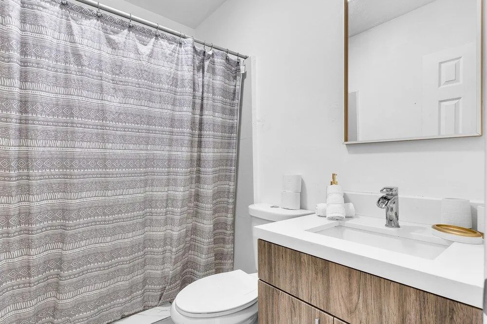 Wynwood Central 2BD Apartment w Parking