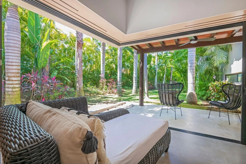 Sunny Vacation Villa 46