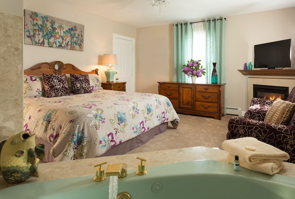 Beech Tree Inn and Cottage