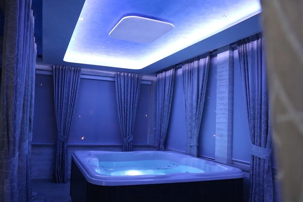 Hotel Maksim