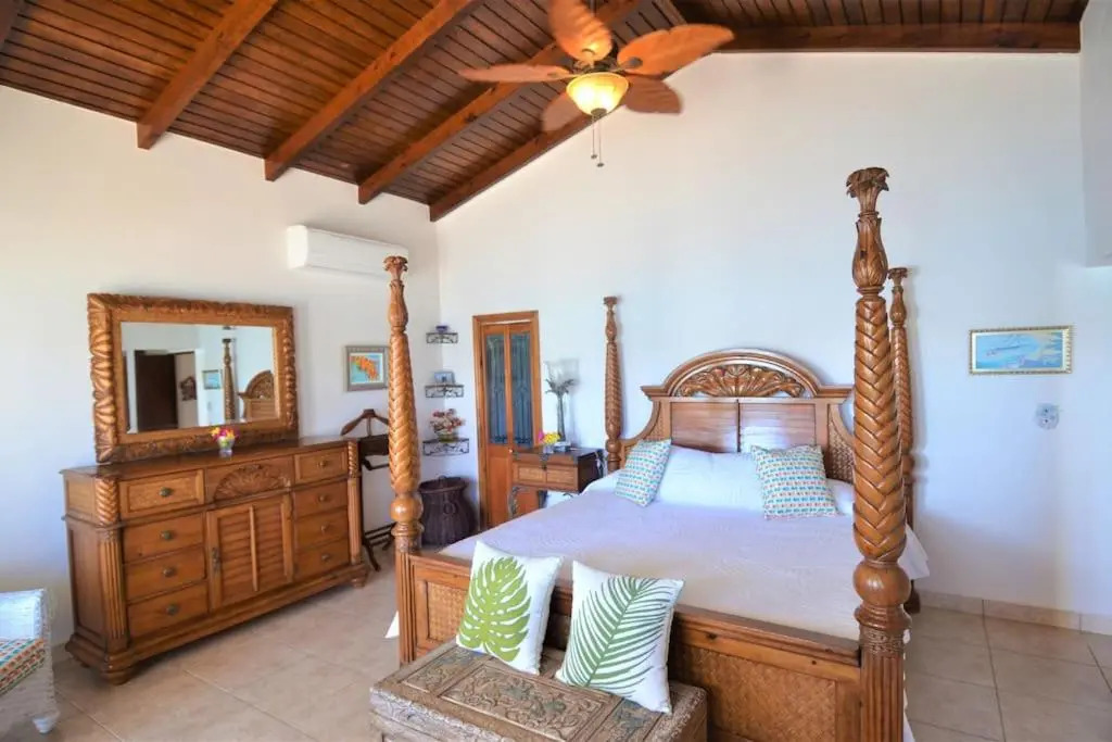 Caribbean Chic ocean front home 3 min to beach