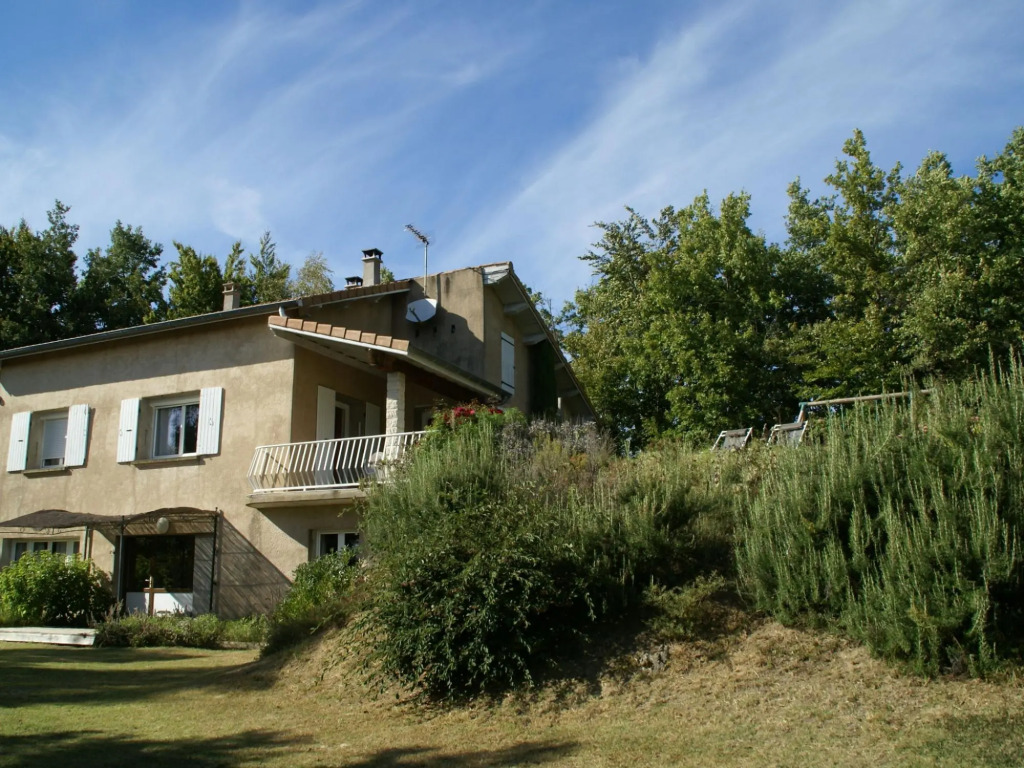 Relaxing Retreat in Bathernay