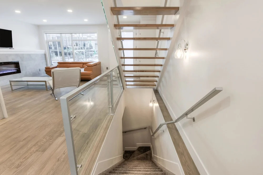 New Luxury Townhome 25