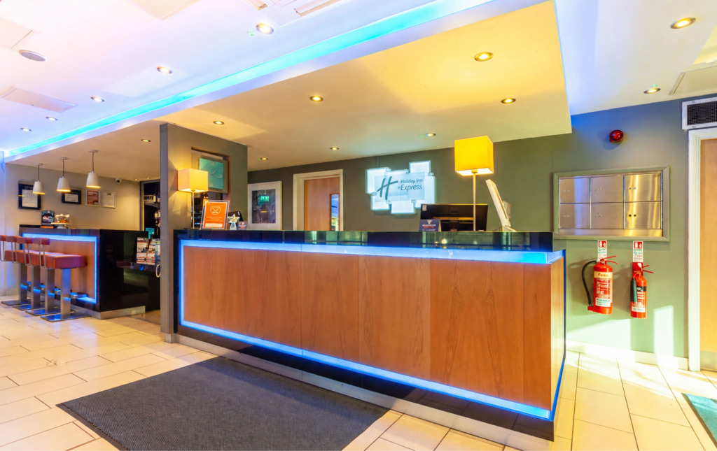 Holiday Inn Express Edinburgh - Royal Mile by IHG