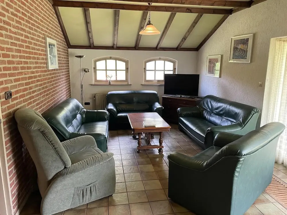 Family Farmhouse with go-karts