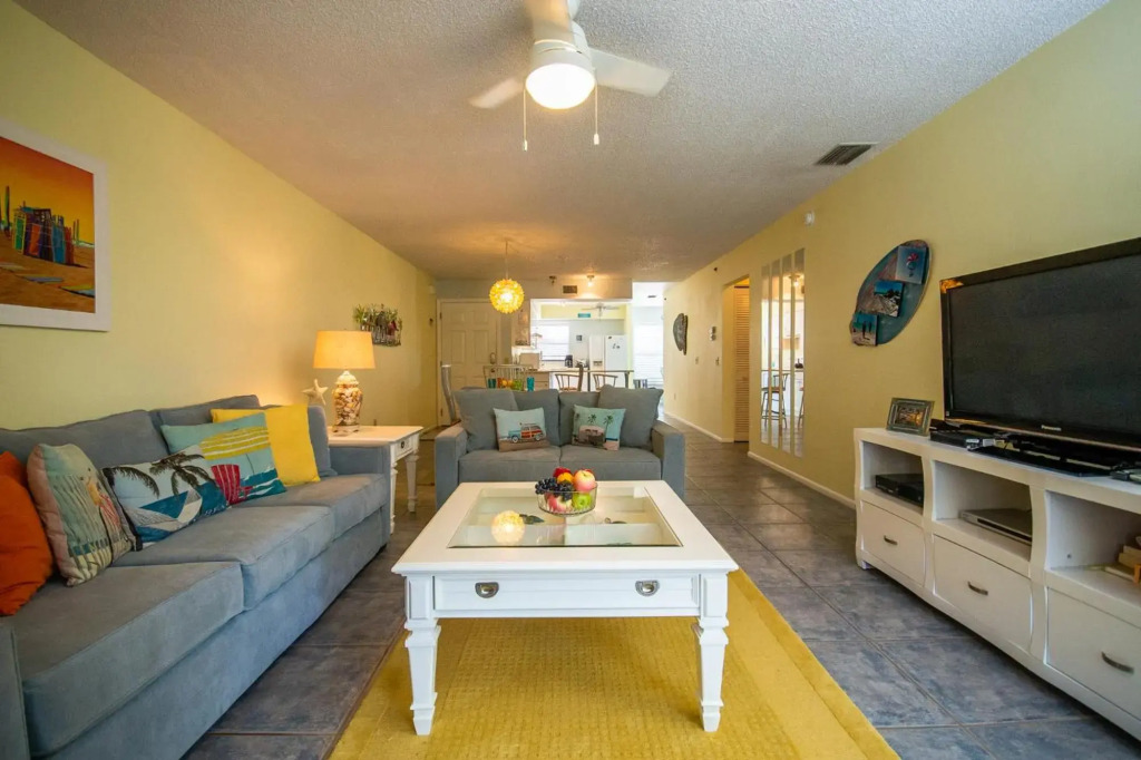 Beach Potato - 3404 Gulf Dr 5