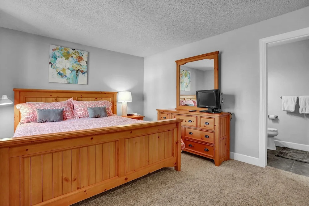 177 Lake Street Condo Unit 24 4 Bedrooms 3 Bathrooms Condo