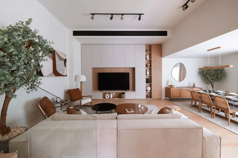 Vesta - Luxury APT - 3BR - La Mirada