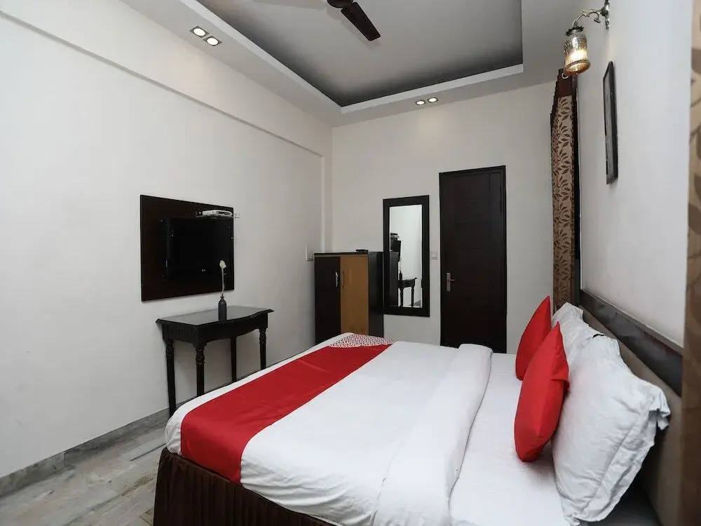 Hotel Yadu Residency