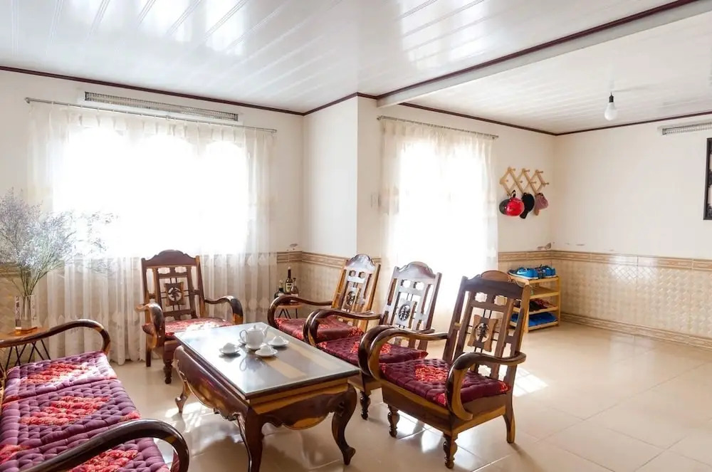 Abosutoku Da Lat