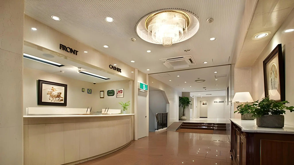 City Hotel Ando
