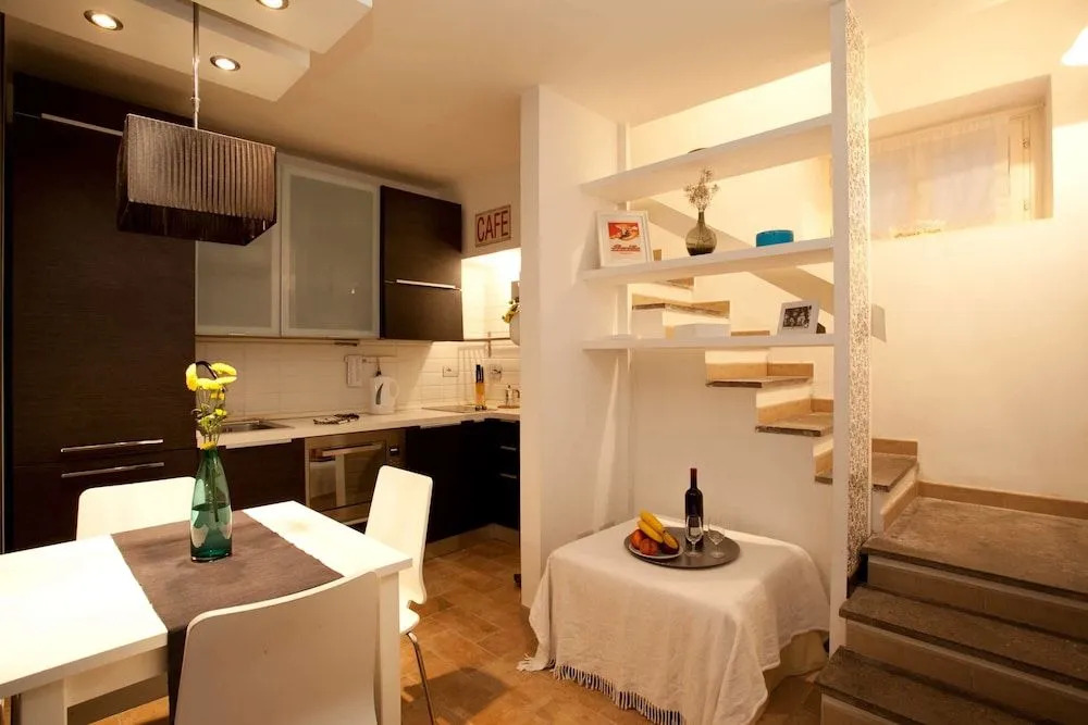 Colosseum Secret Apartment