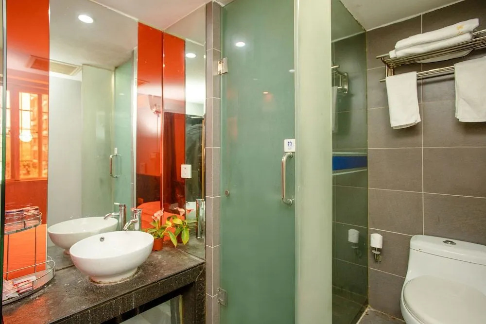 Tao Sheng Apartment