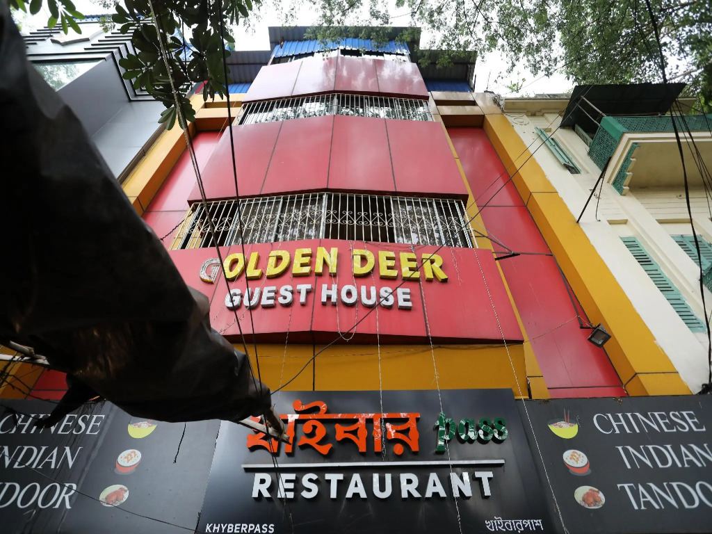 OYO 41435 Golden Residency