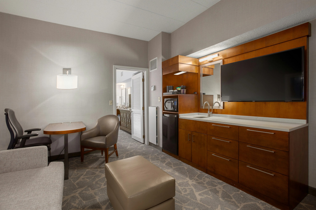 Embassy Suites by Hilton Boston Marlborough