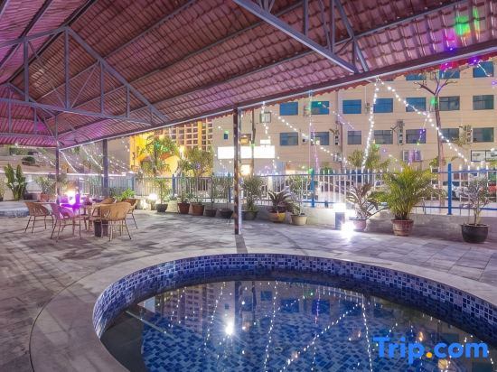 Yujingtan International Hot Spring Hotel