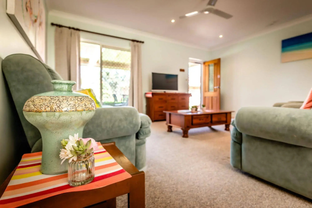 Alarks Nest Bed and Breakfast