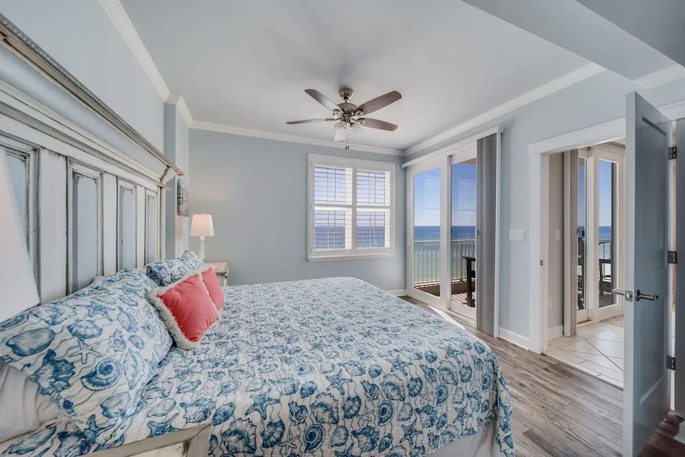 Inn At Crystal Beach - Ph 708 5 Bedroom Condo