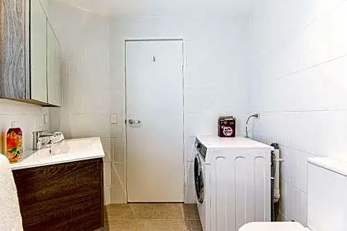 Lyons Studio
