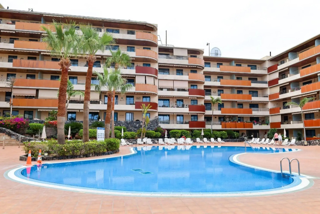 Balcon Los Gigantes B09 Free Wifi