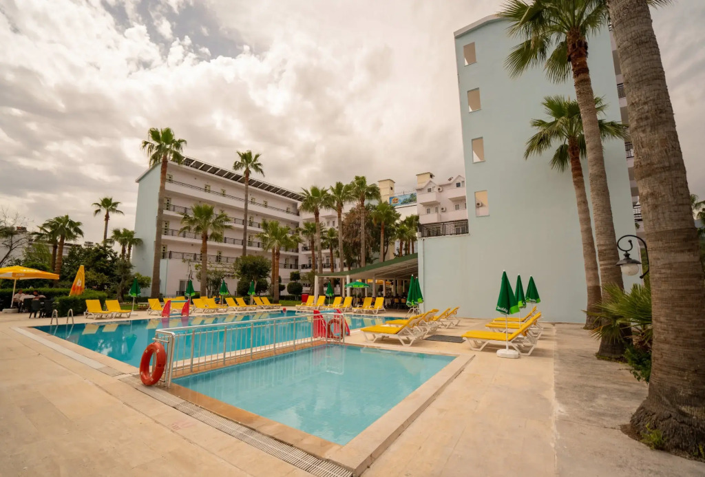 Malibu Resort Hotel
