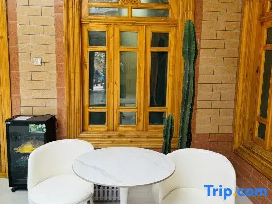 Jiangyun Hotel(The ancient city of Kashgar Scenic Area and the Grand Bazaar Store)