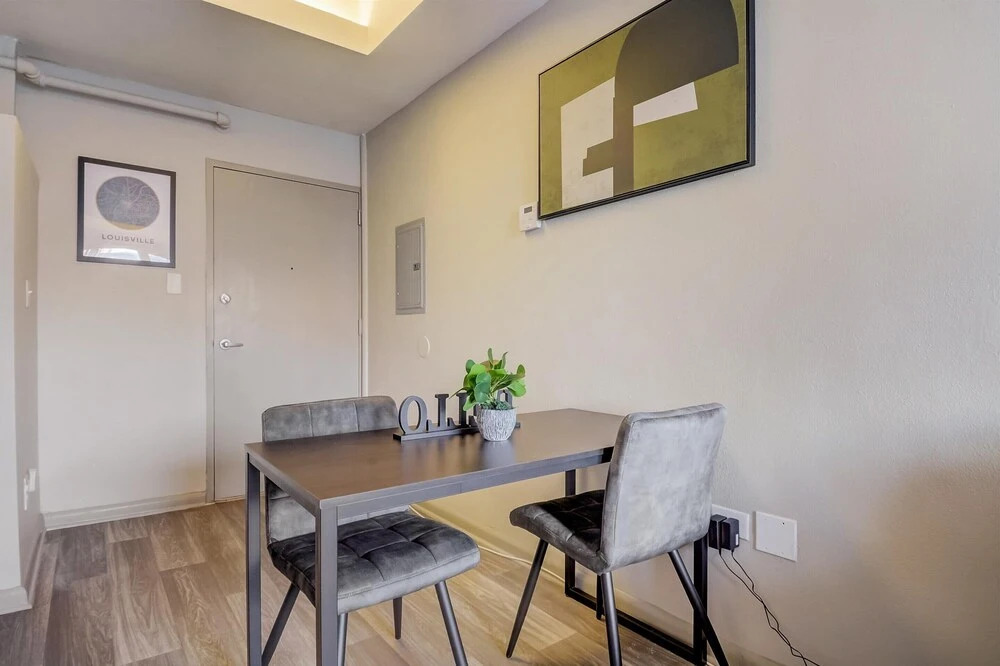 FRONTDESK Vue at 3rd St Apts Downtown Louisville