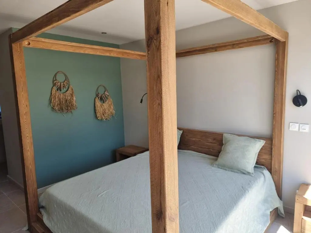 LA BASTIDE DE LUSON Villa 4 chambres Spa Sauna Piscine chaufée boulodrome
