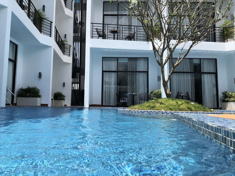 NALY Boutique Hotel