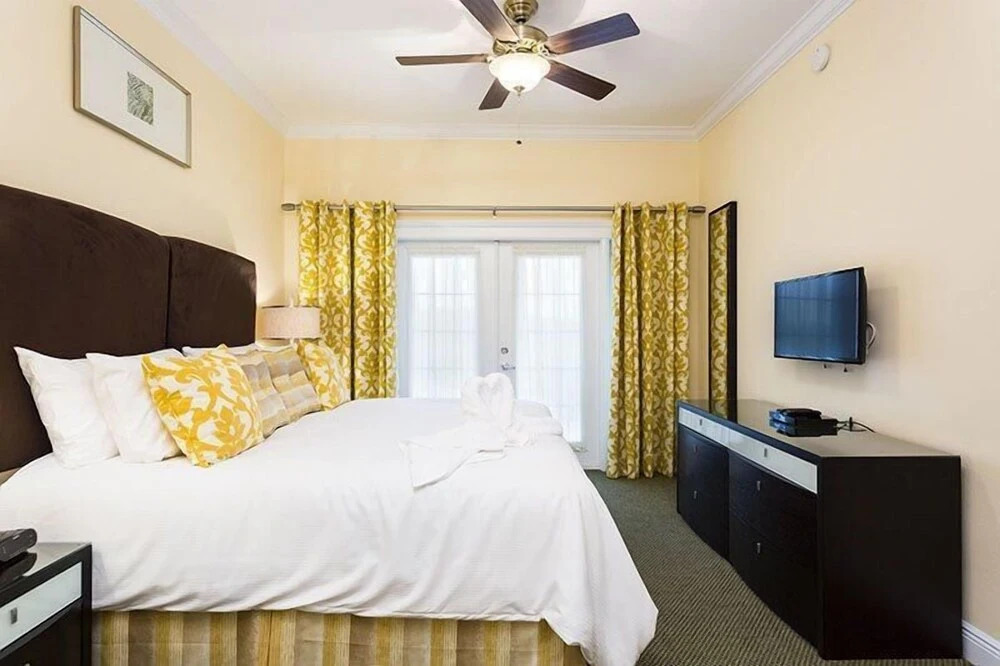 Condo Hertitage Crossing Modern Delight 3 Bedroom Reunion
