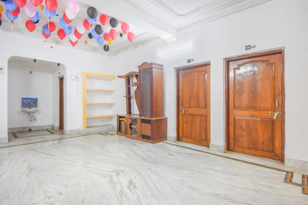 OYO Flagship 82866 Knight Homes