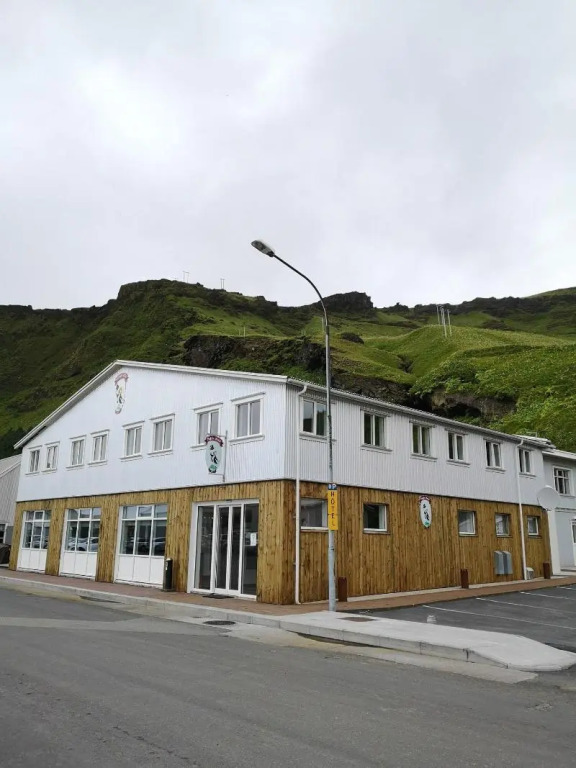 1908 Hostel by Tröll