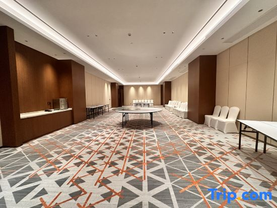 Paris Hotel Lishui Jinyun (Huzhen Branch)