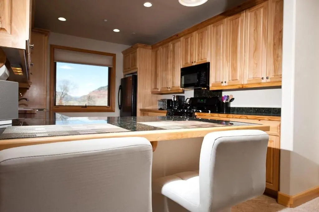 Crimson Cliffs Unit 55