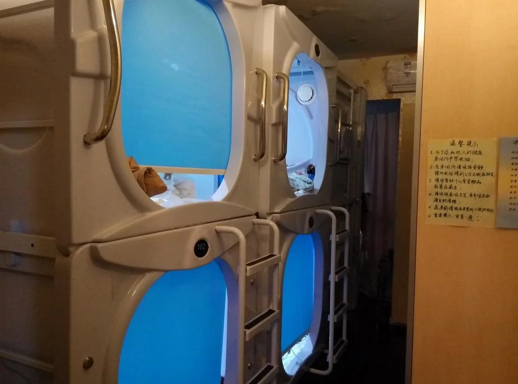 Meet Space capsule Youth Hostel