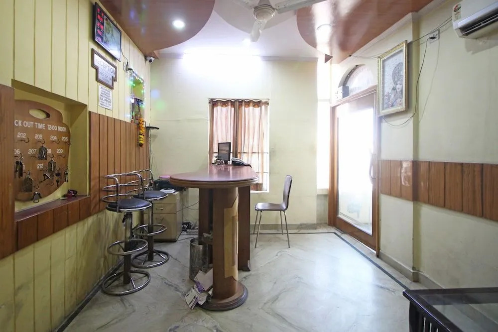 Hotel O Madhur Regency