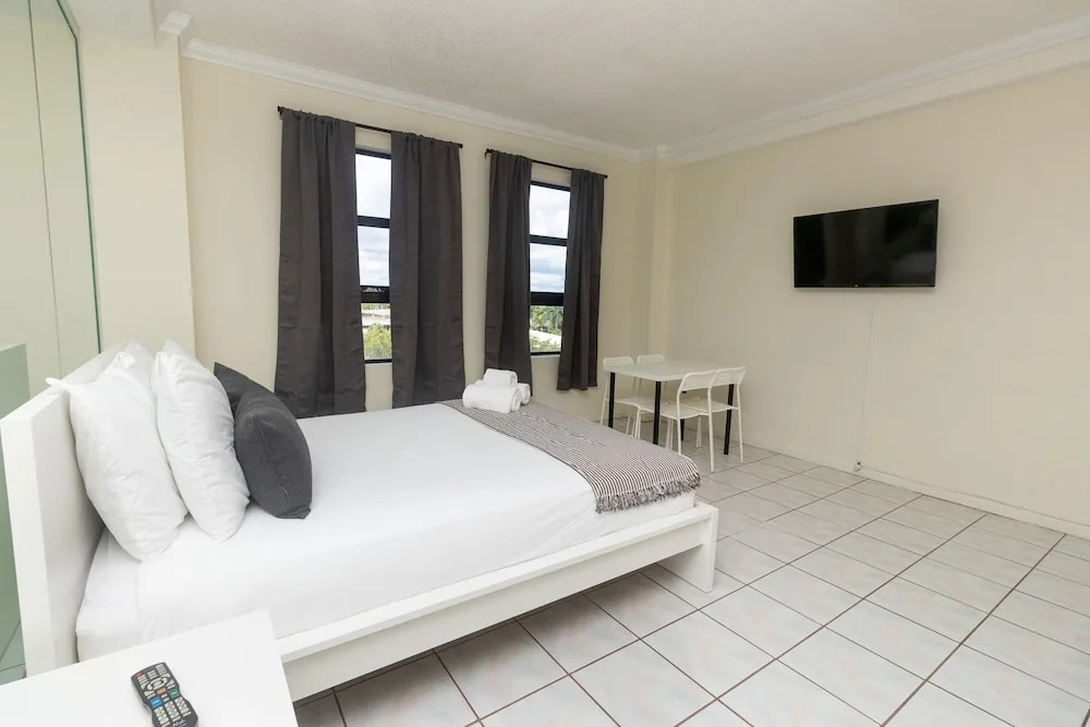 521 Studio Hollywood Beach