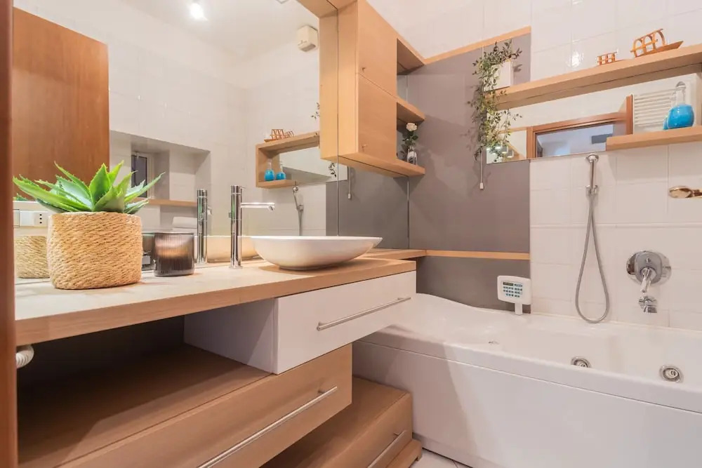 Shades Of Como With Private Terrace by Rent all Como