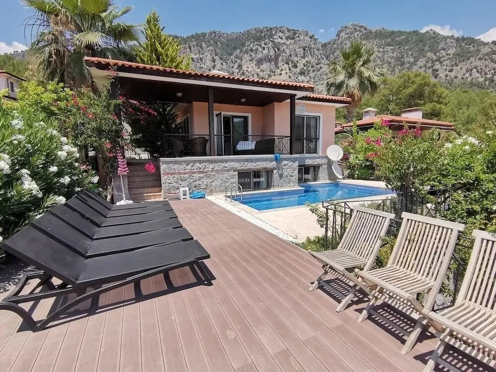 Villa Redpine 5