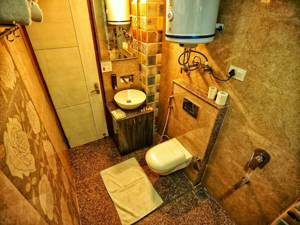 Hotel The Montreal Srinagar