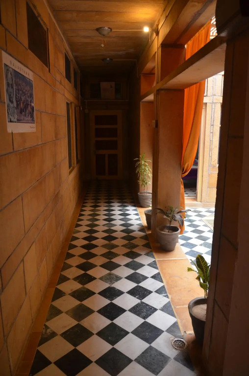Ratan Hostel