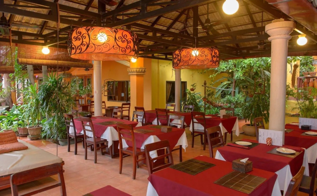 Robam Inn