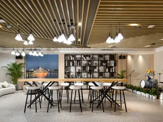 New Century Manju Hotel (Ningbo Nantang Old Street Railway Station)