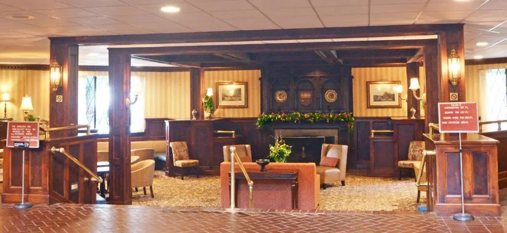 The English Inn of Charlottesville