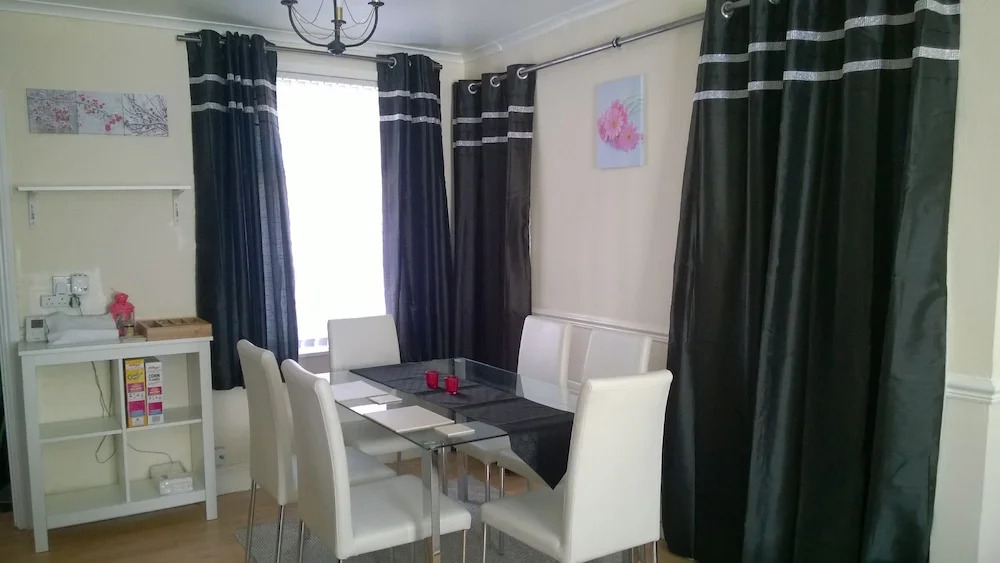 Queen Guest House