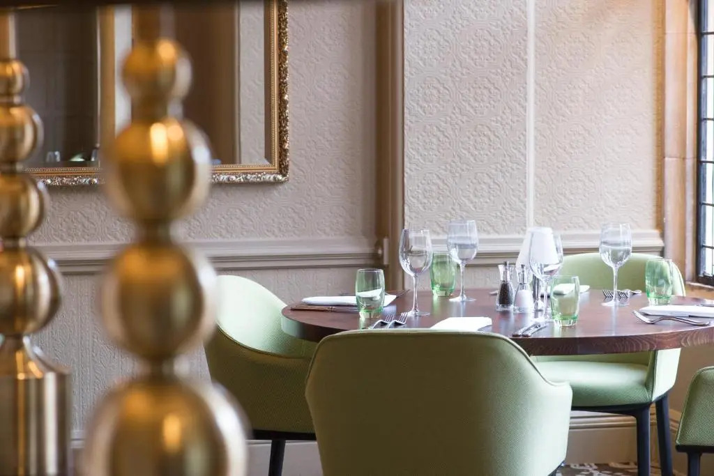 The Crown Manor House Hotel