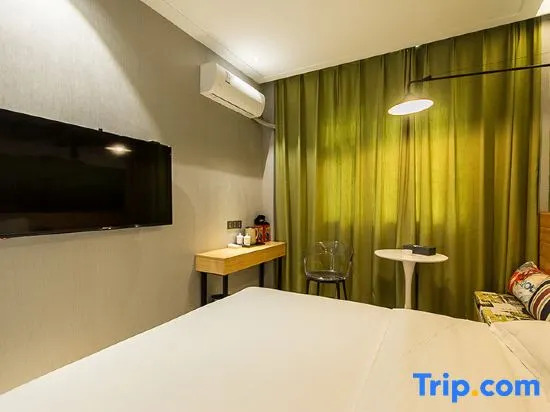 Guoling No.19 Hotel (Zhengzhou Erqi Square Railway Station)