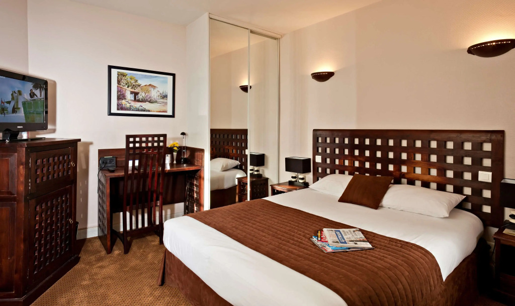 Best Western le Comtadin